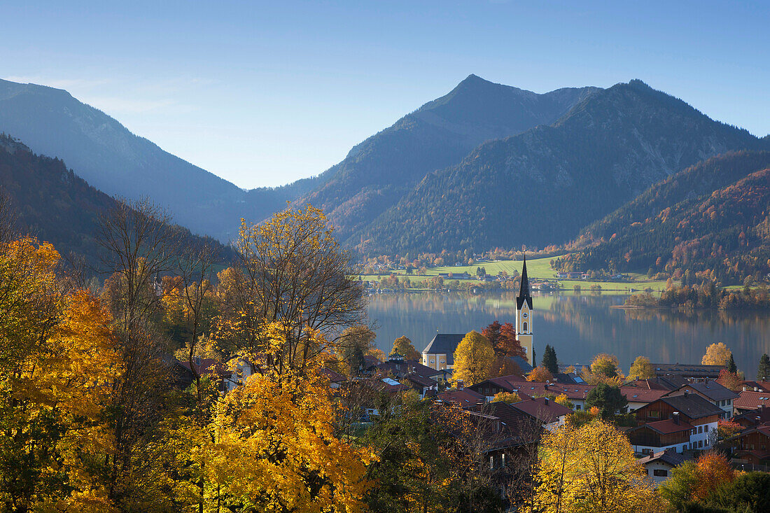 View over the church at lake Schliersee onto the Brecherspitz, Schliersee, Upper Bavaria, Germany, Europe