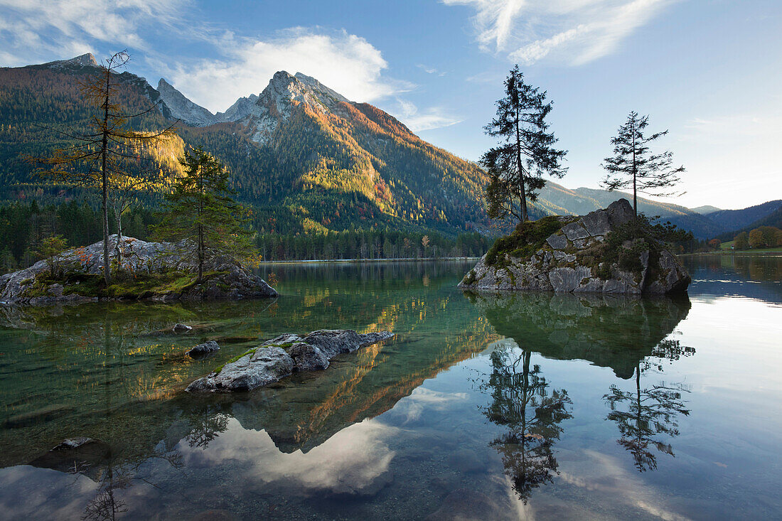 Hintersee mit Blick auf den Hochkalter, Ramsau, Berchtesgadener Land, Nationalpark Berchtesgaden, Oberbayern, Bayern, Deutschland, Europa