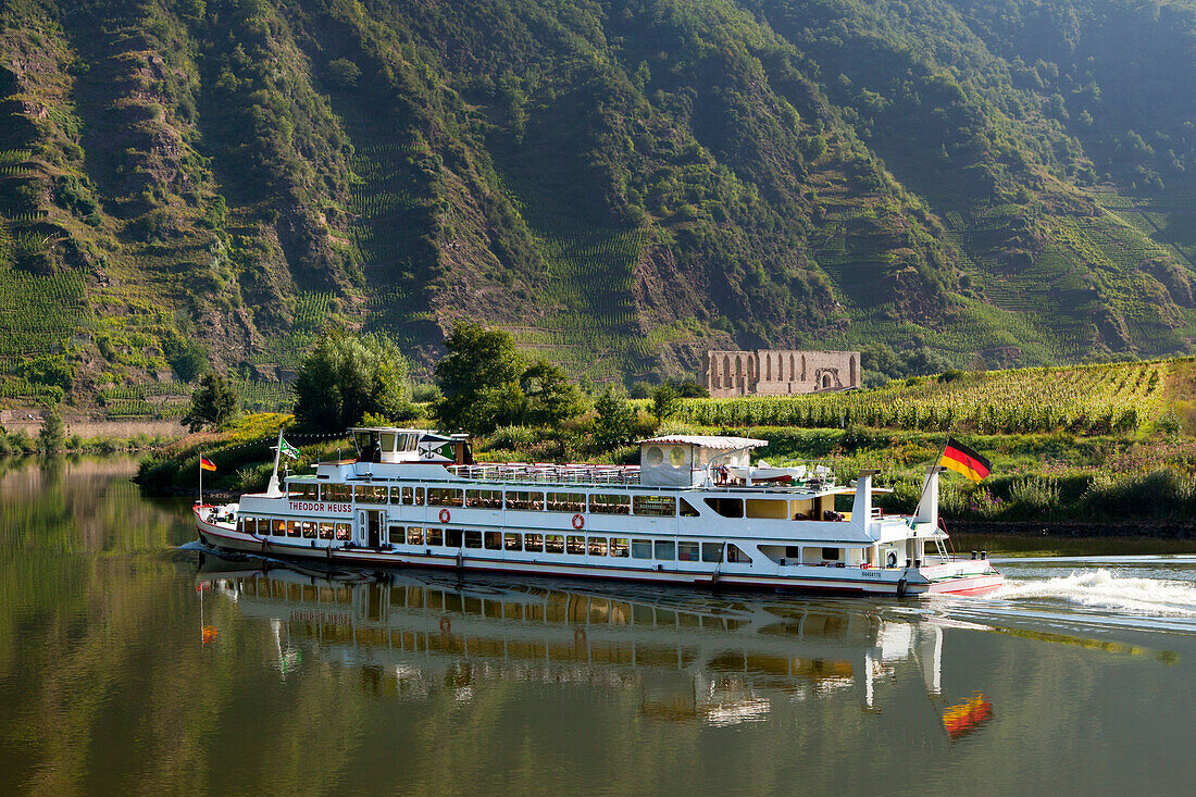 Excursion ship, Stuben monastery, near Bremm, Mosel river, Rhineland-Palatinate, Germany