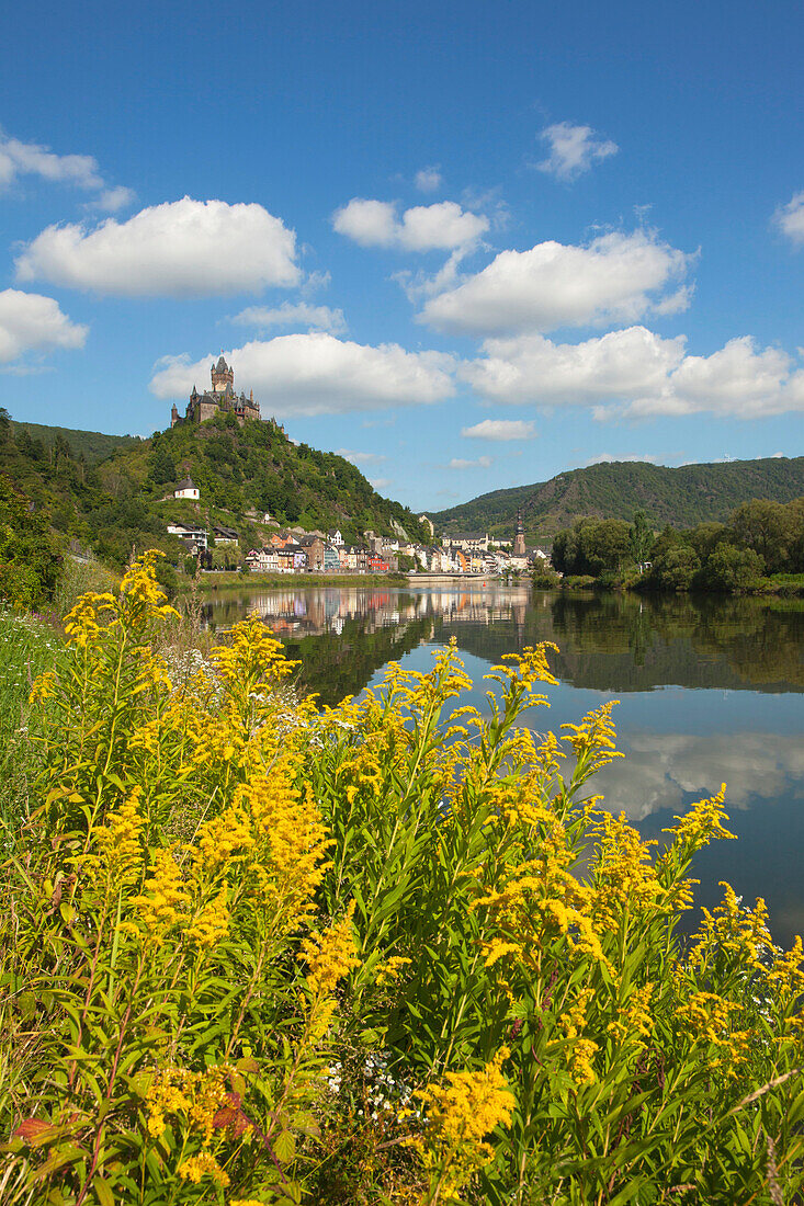 Reichsburg near Cochem, Mosel river, Rhineland-Palatinate, Germany