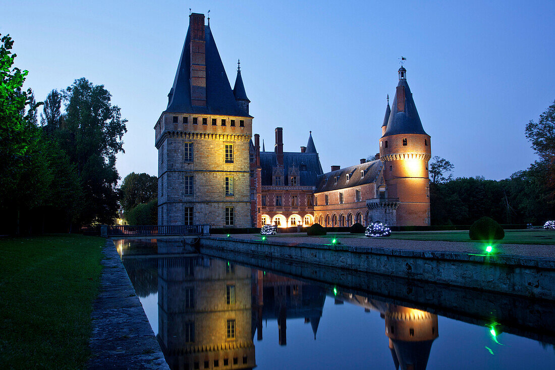 The Reflection Of The Lit-Up Chateau De Maintenon Reflected In The Ponds, Eure-Et-Loir (28), Centre, France