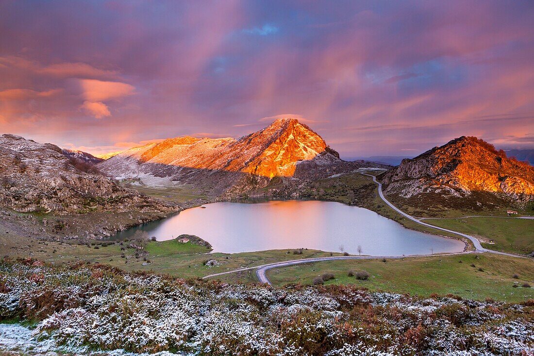 Lake Enol with La Porra Enol and Cerru Sornin in the background, Picos de Europa National Park, Covadonga, Asturias, Spain