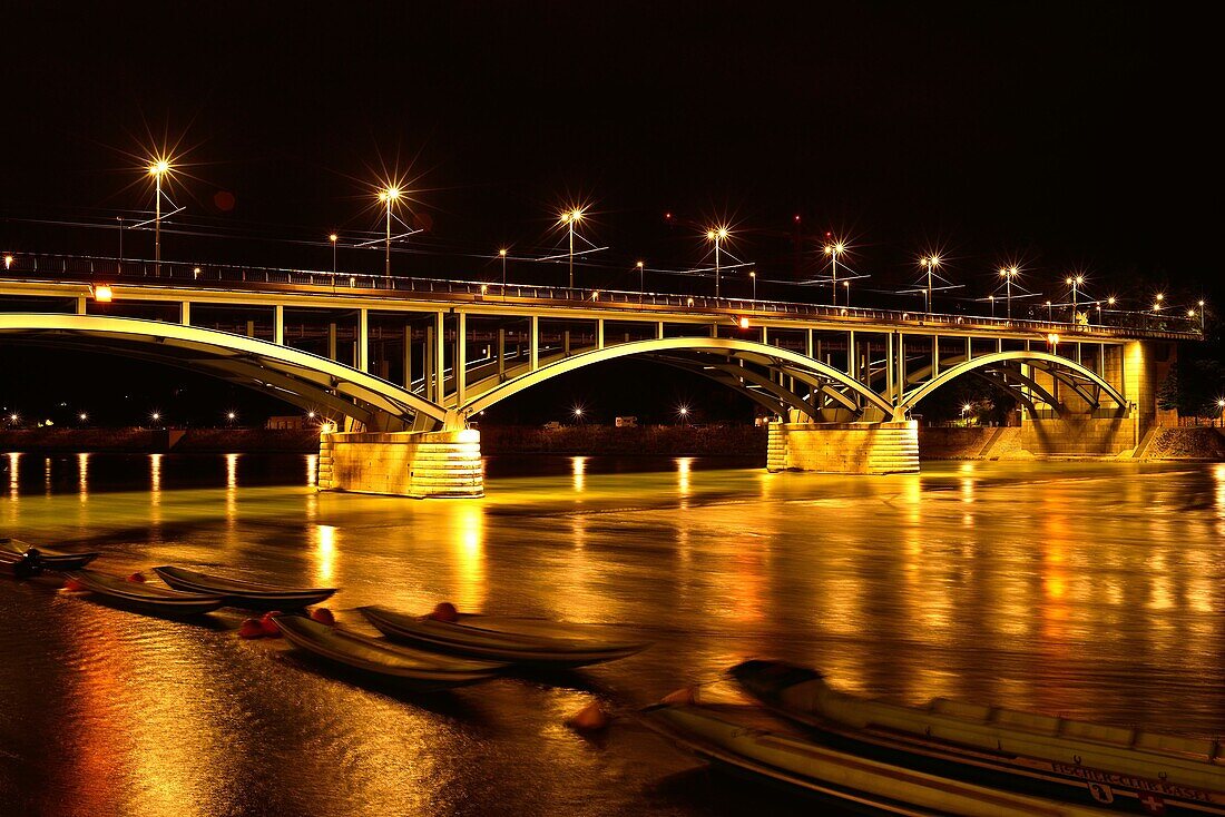 Wettstein bridge by night