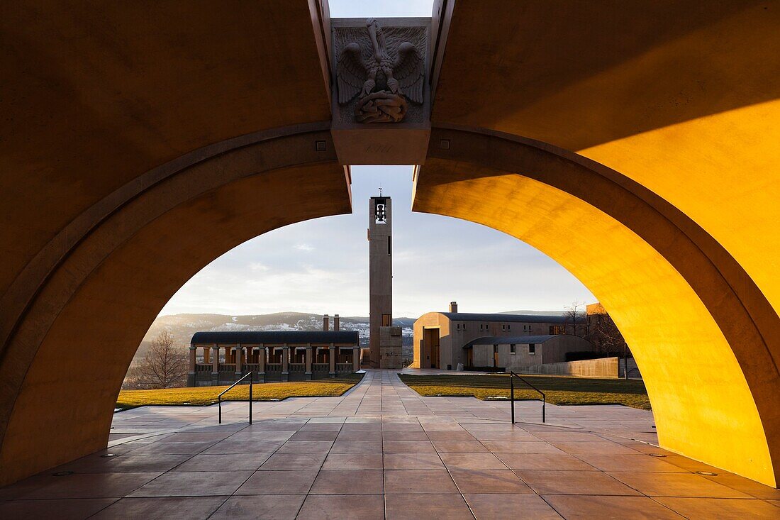 Canada, British Columbia, Okanagan Valley, West Kelowna, Mission Hill Winery, sunset