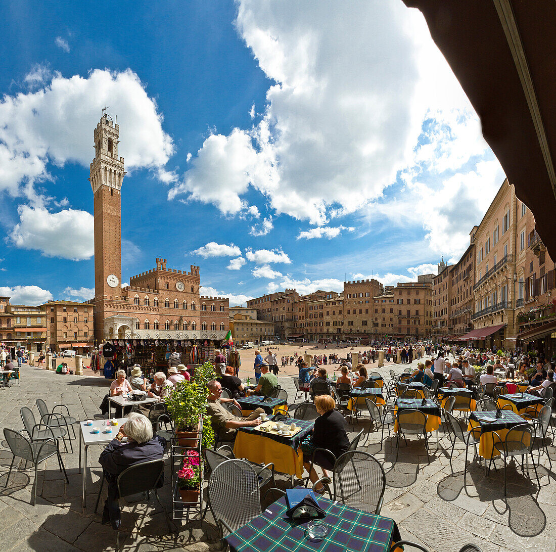 Siena, Sienna, Italy, Europe, Tuscany, Toscana, place, tower, rook, Piazza del Campo, Torre del Mangia, tourism, street cafe, Piazza del Campo,. Siena, Sienna, Italy, Europe, Tuscany, Toscana, place, tower, rook, Piazza del Campo, Torre del Mangia, touris