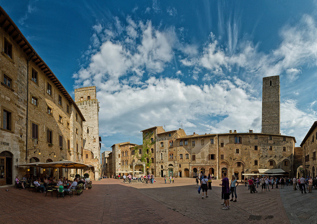 San Gimignano, Italy, Europe, Tuscany, Toscana, place, houses, homes, towers, rooks, Old Town, tourism. San Gimignano, Italy, Europe, Tuscany, Toscana, place, houses, homes, towers, rooks, Old Town, tourism