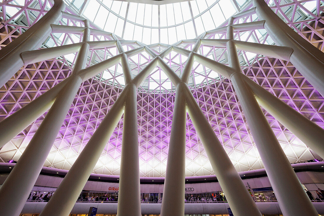 UK, United Kingdom, Great Britain, Britain, England, Europe, London, Kings Cross, Kings Cross Station, Train Station, John McAslan, Vinci, Architecture, Modern, Architecture, Interior. UK, United Kingdom, Great Britain, Britain, England, Europe, London, K