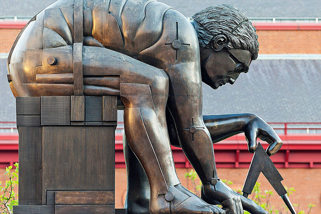 UK, United Kingdom, Great Britain, Britain, England, Europe, London, Kings Cross, British Library, Newton, Statue, Isaac Newton. UK, United Kingdom, Great Britain, Britain, England, Europe, London, Kings Cross, British Library, Newton, Statue, Isaac Newto