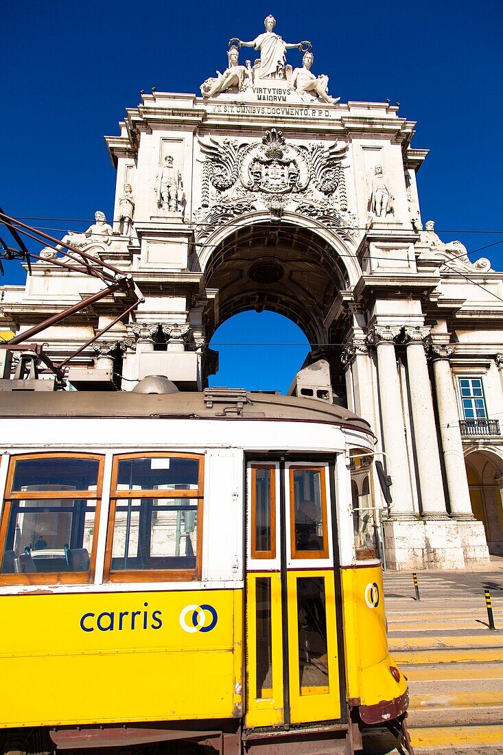 Triumphal Arch on Praça do comercio, commerce square, near Tajus river, Baixa district, Lisbon, Portugal, Europe