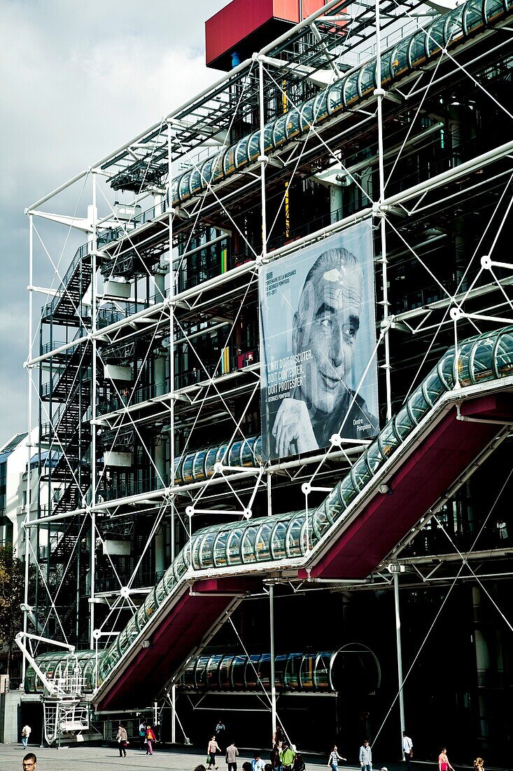 Centre George Pompidou, Beaubourg, Paris, Ile de France, France, Europe