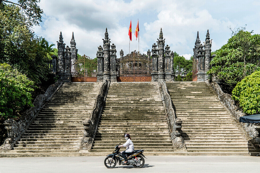 Tomb of the emperor Tu Duc, city of Hue, Vietnam, Asia