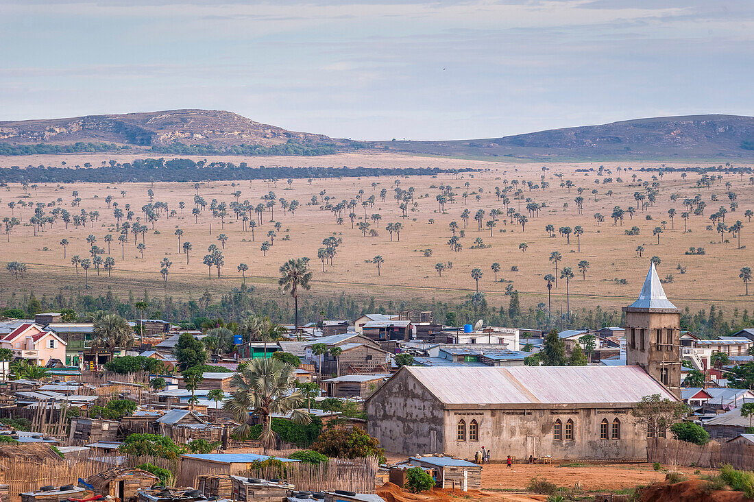 Dorf in Ilakaka, Ihorombe, Madagaskar