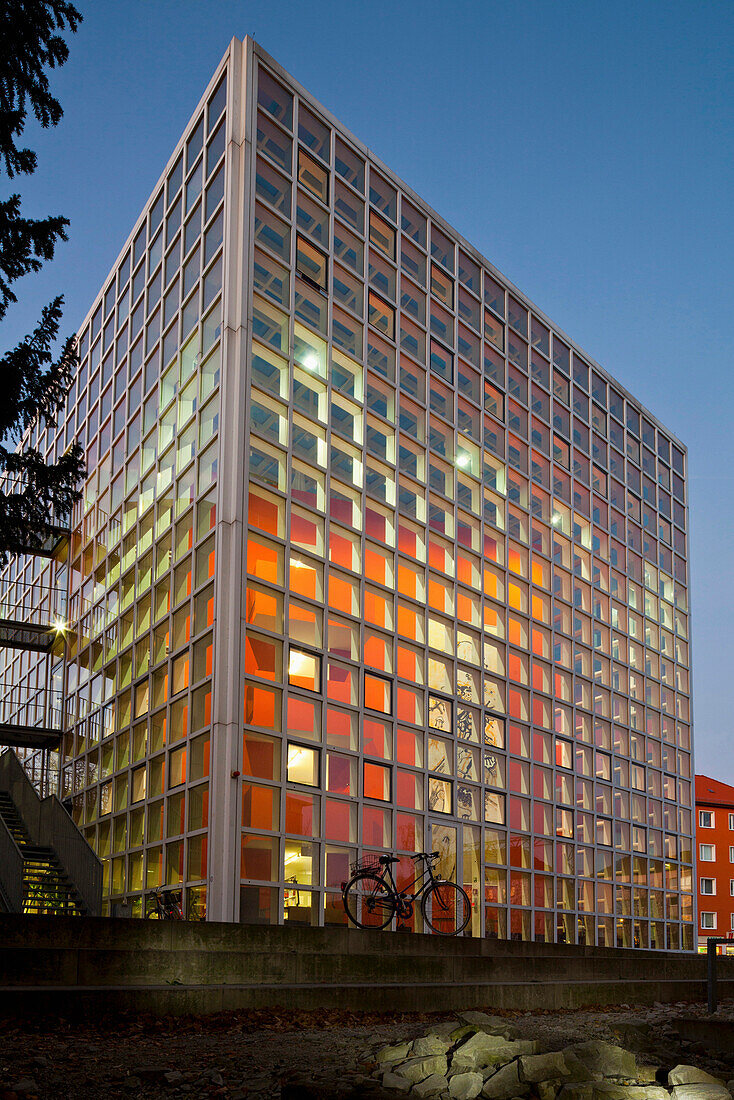 Bibliothek der Hochschule für Bildende Künste, ehemaliger Pavillon von Mexiko auf der EXPO 2000 heute Bibliothek der Kunsthochschule, transparente Glasarchitektur, Braunschweig, Niedersachsen, Deutschland