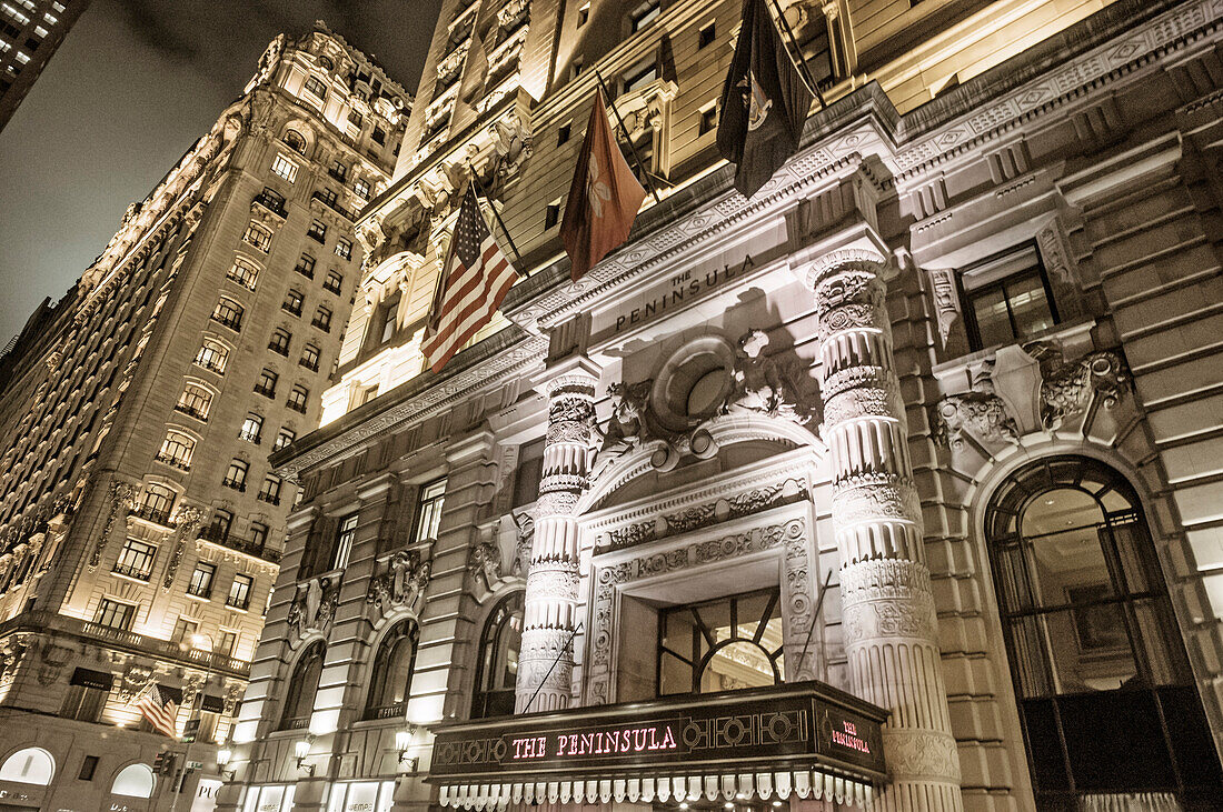 Hotel Peninsula, The Gotham, architectural bureau Hiss und Weekes, Fith Avenue, Manhattan, New York, USA