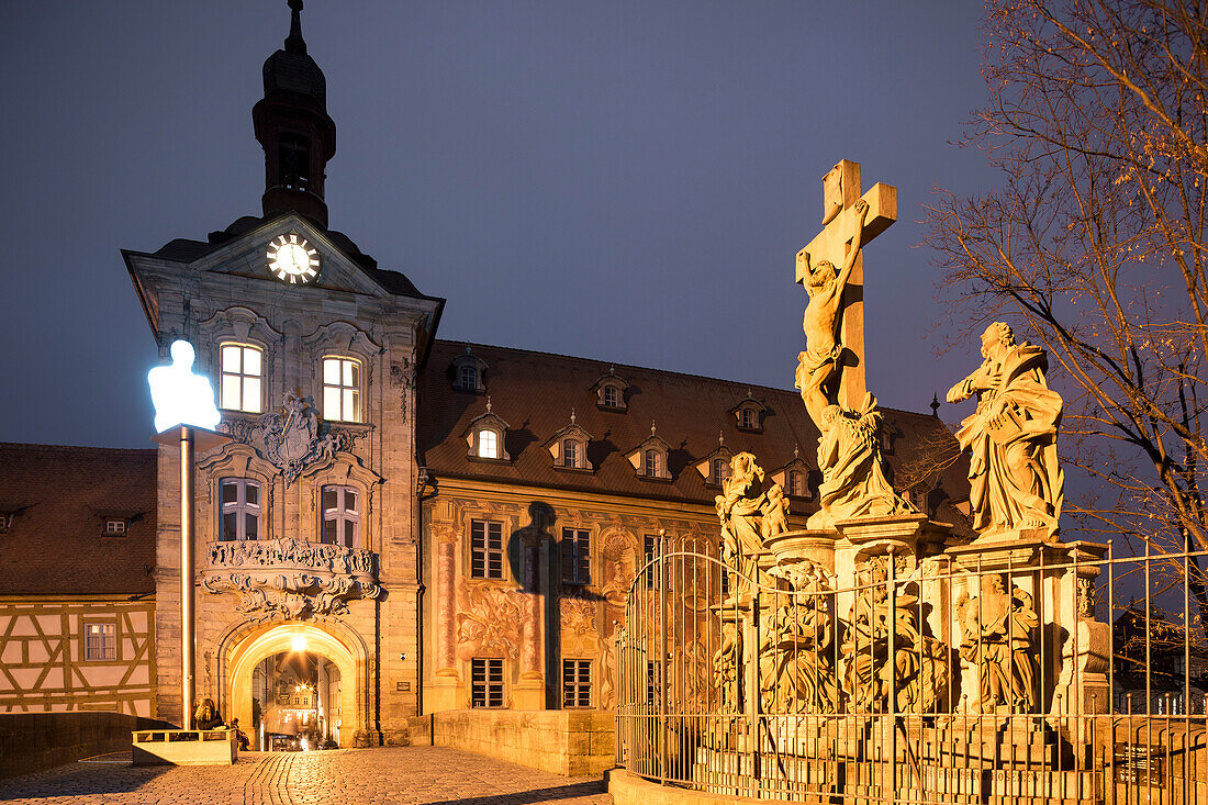 Altes Rathaus mit Kreuzigungsgruppe, Bamberg, Franken, Bayern, Deutschland, Europa, Weltkulturerbe der UNESCO