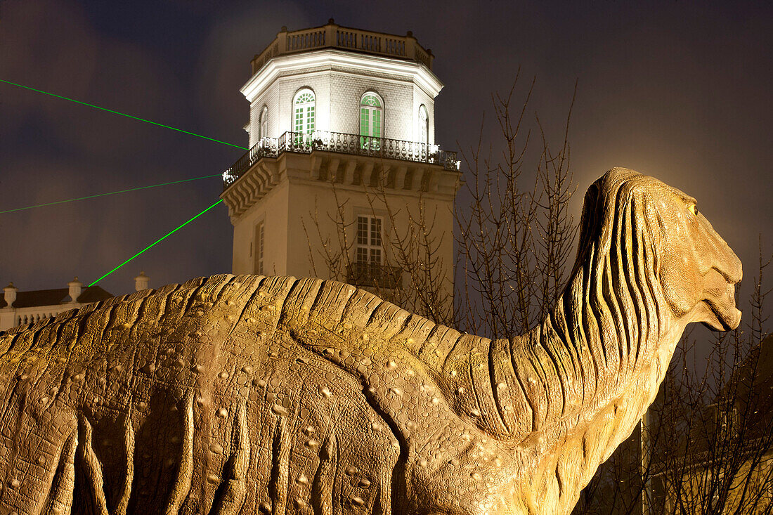 Zwehrenturm des Fridericianum, mit Kunstwerk Laserscape, das der Künstler Horst H. Baumann anlässlich der documenta 6 im Jahr 1977 erschaffen hat, Kassel, Hessen, Deutschland, Europa