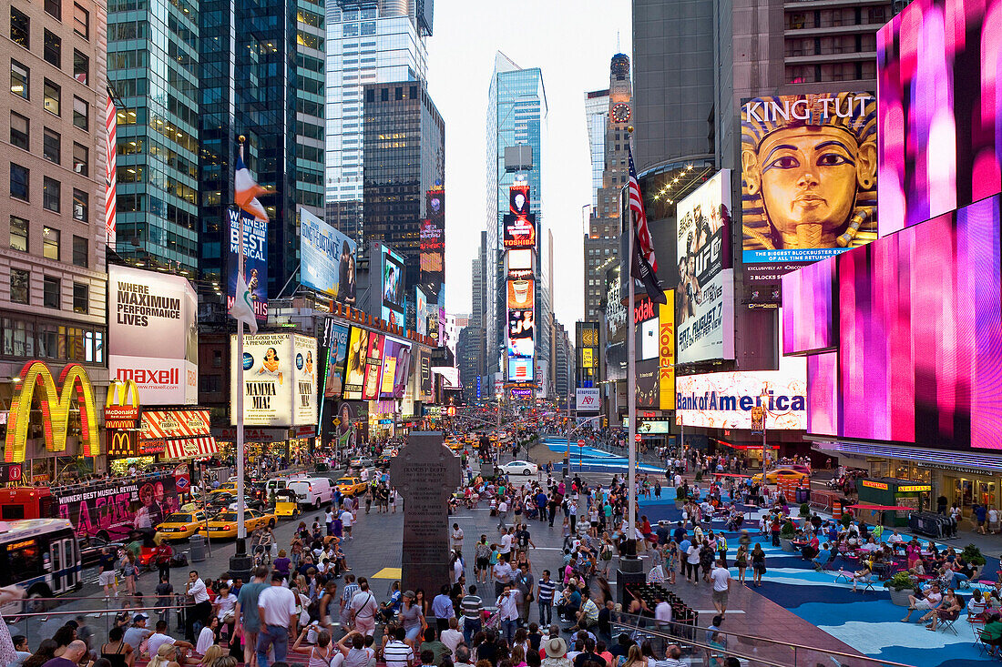 Times Square, Downtown Manhattan, New York City, New York, North America, USA