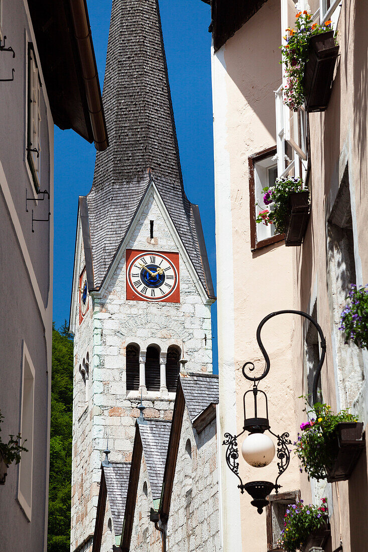 Neugotische evangelische Christuskirche von Hallstatt am Hallstätter See, Pfarrkirche, Salzkammergut, Alpen, Oberösterreich, Österreich