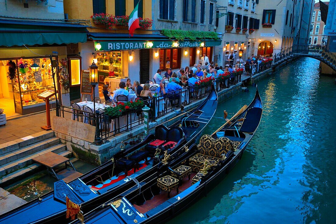 Italy , Venezia City ,Terrace , gondolas