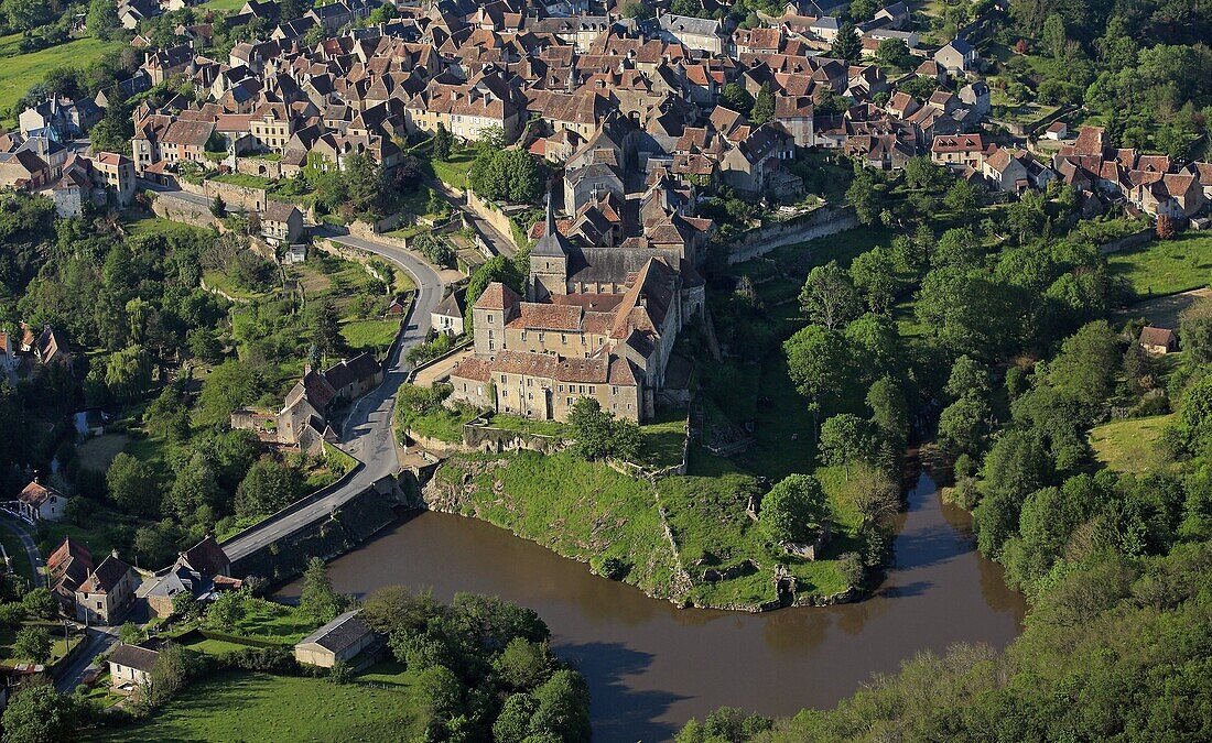 France, Indre (36), Saint-Benoit-du-Sault, village labeled one of The Most Beautiful Villages of France. (Aerial photo)