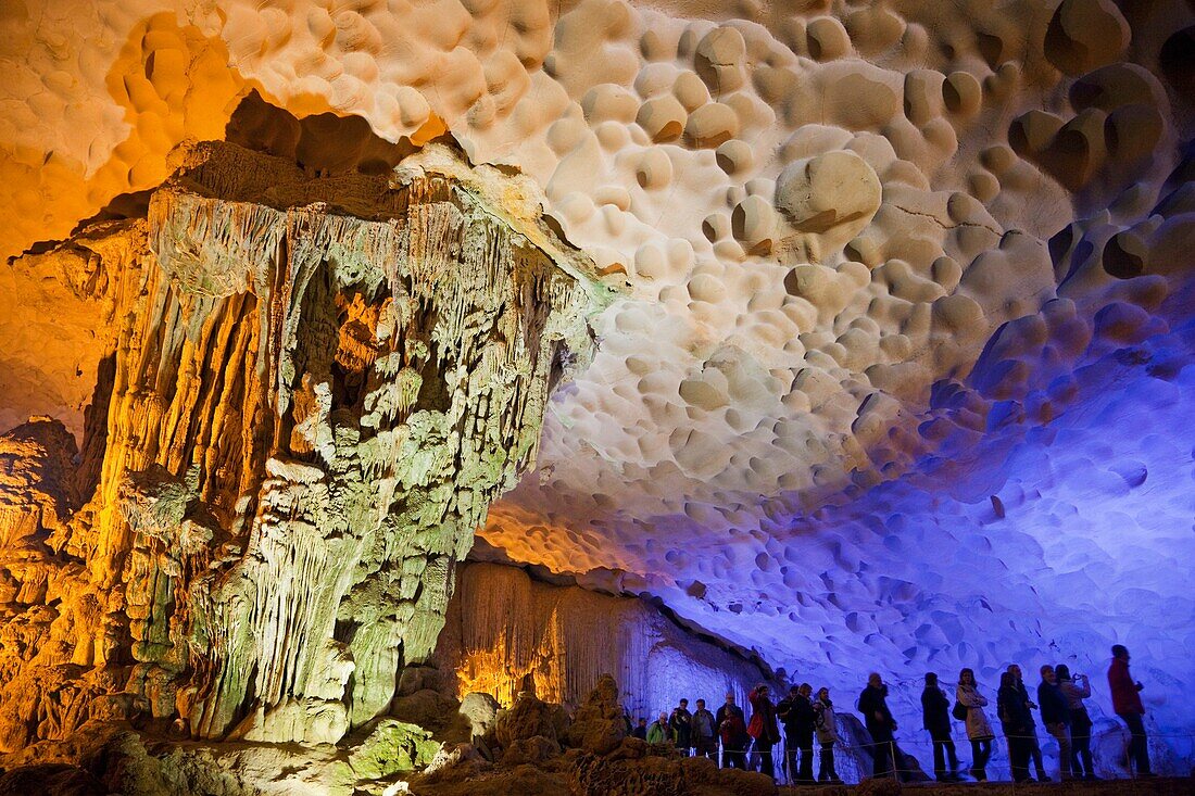 Vietnam,Halong Bay,Sung Sot Cave aka Surprise Cave