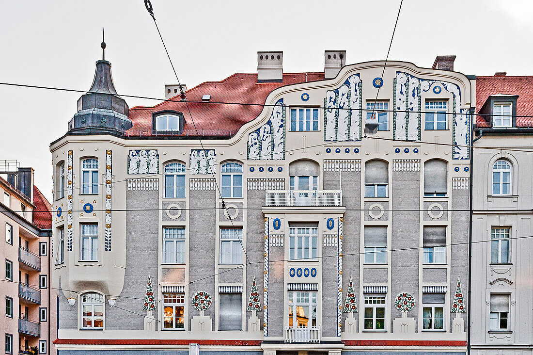 Building in Art Nouveau style, Leopoldstrasse, Muenchner Freiheit, Munich, Upper Bavaria, Bavaria, Germany