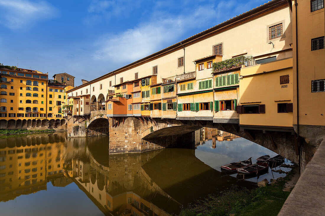 Ponte Vecchio über den Arno, Florenz, Toskana, Italien, Europa