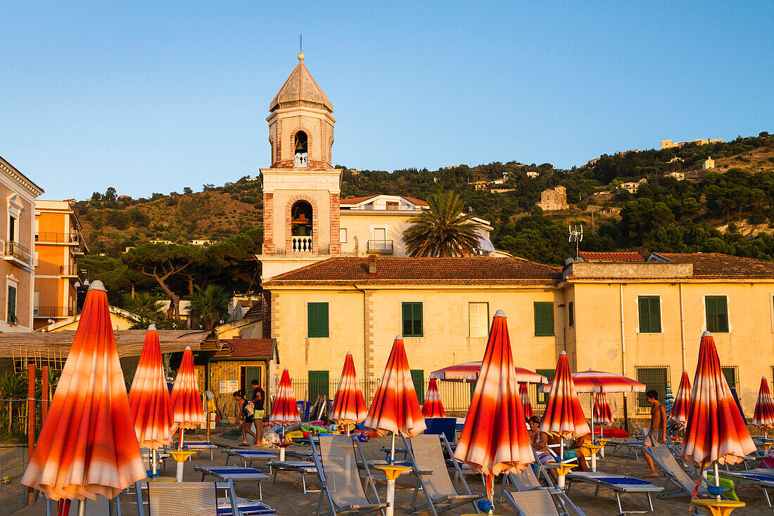 Beach of Santa Maria di Castellabate with church, Tyrrhenian Sea, Campania, Mediterranean, Southern Italy, Europe