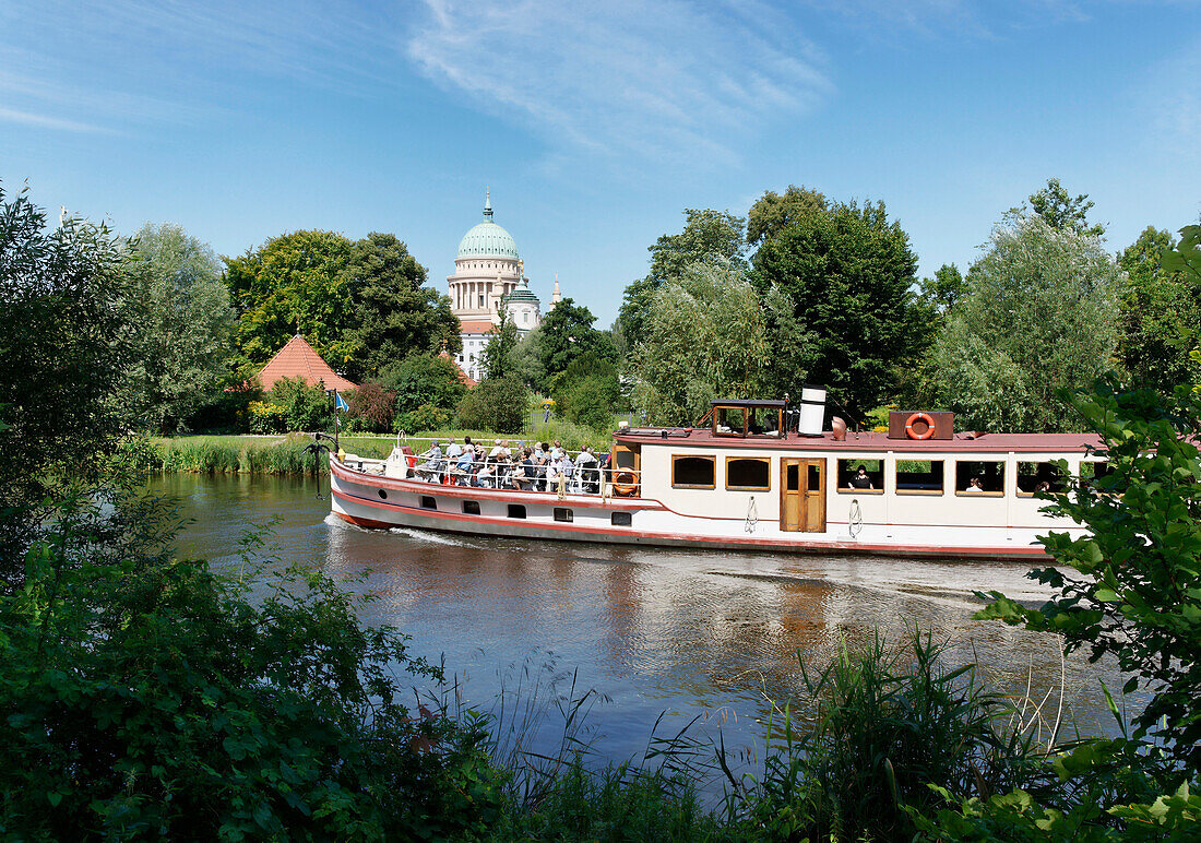 New arm of the Havel, Excursion Boat of the White Fleet Fridericus Rex, Gatehouses on Freundschaftsinsel, Old City Hall and Nikolai Church on the Old Market, Potsdam, Land Brandenburg, Germany