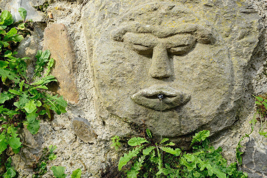 Brunnen in Form eines menschlichen Gesichts, Cinque Terre, Nationalpark Cinque Terre, UNESCO Weltkulturerbe Cinque Terre, Ligurien, Italien