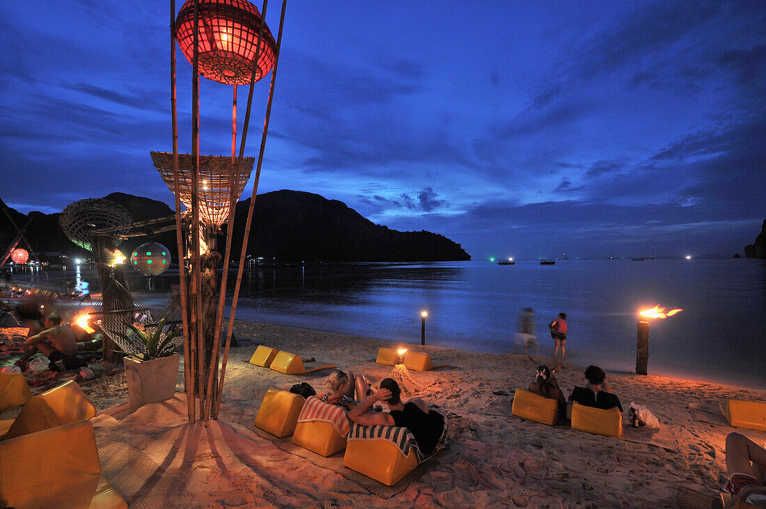 Lo Dalam Bay, Ko Phi Phi, Andaman Sea, Thailand, Asia