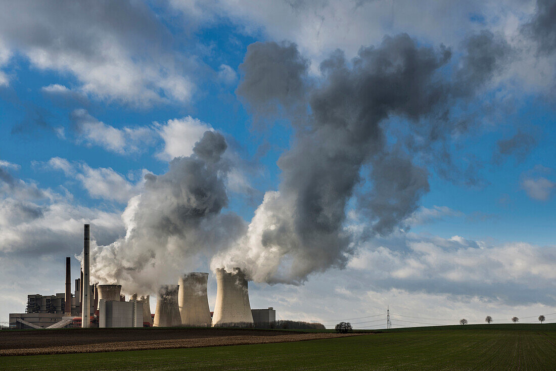 Braunkohlekraftwerk Neurath bei Grevenbroich, Nordrhein-Westfalen, Deutschland