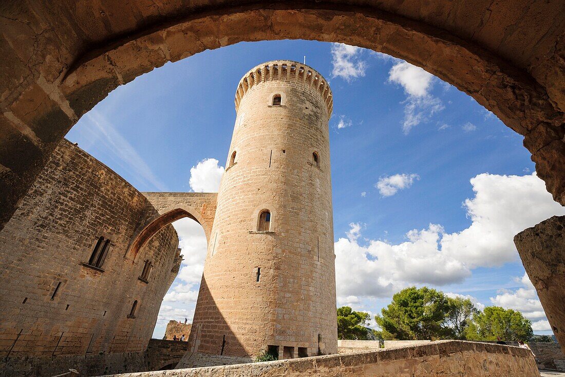 Großer Turm - Hauptturm -, Schloss Bellver, - XIV Jahrhundert -, Palma de Mallorca Mallorca Balearen Spanien