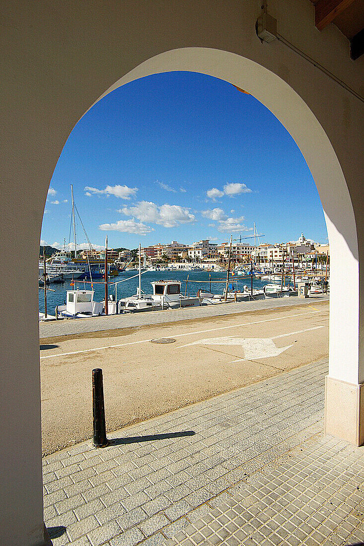 Hafen von Cala Ratjada Mallorca Balearen Spanien Llevant