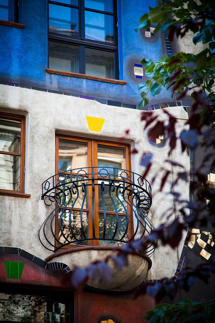 Building designed by Hundertwasser, Hundertwasserhaus, Vienna, Austria, Europe