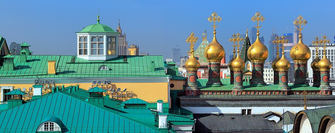 Cupolas of the Upper Saviour Cathedral 17th century, view from Ivan the Great bell tower, Moscow Kremlin, Moscow, Russia