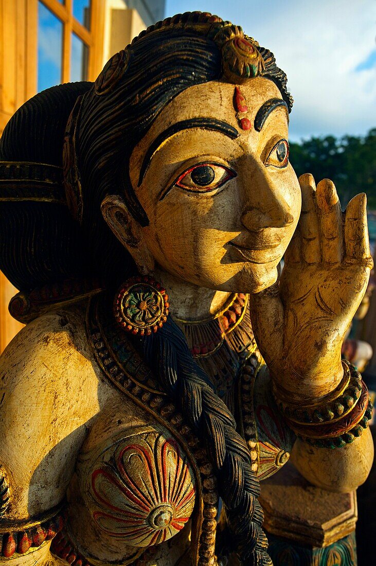 Sculptures, Shop, Mahabalipuram Mamallapuram, Tamil Nadu , India.
