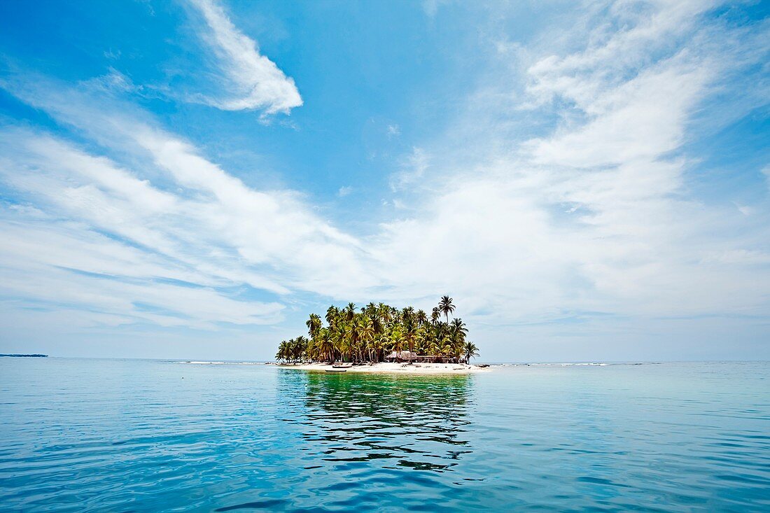 Grullos keys, San Blas Islands also called Kuna Yala Islands, Panama.