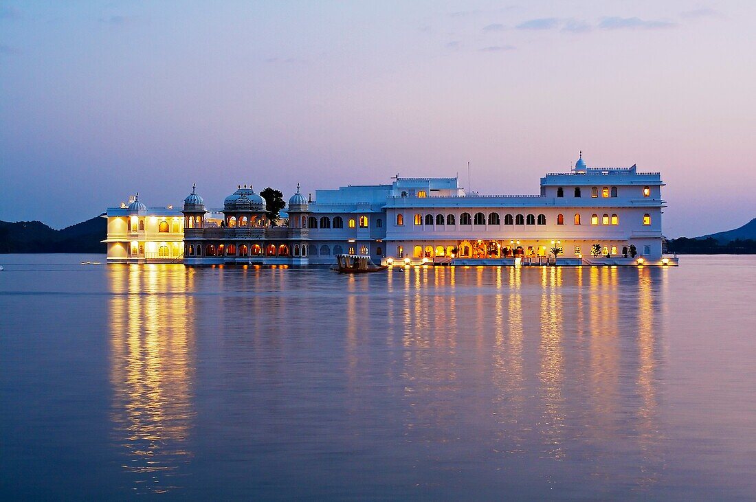 The Lake Palace Hotel, Lake Pichola  Udaipur  Rajasthan  India.