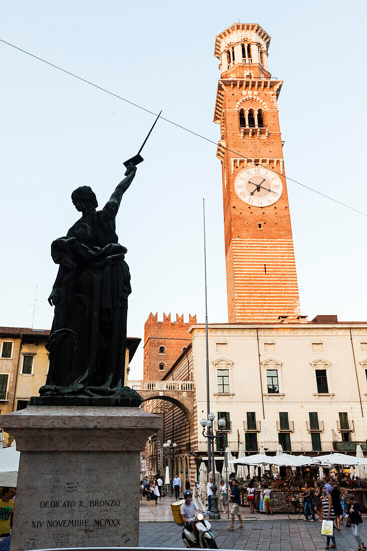 Torre dei Lamberti, Piazza Erbe, Verona, Veneto, Italy