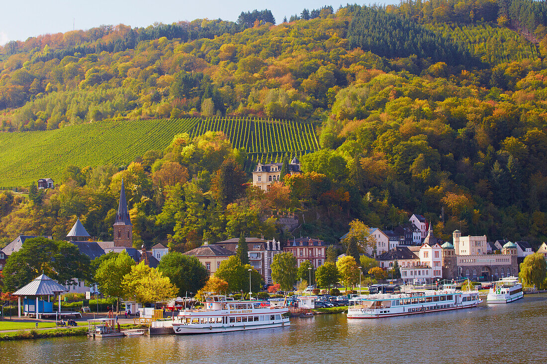 View of Trarbach, Traben-Trarbach, Mosel, Rhineland-Palatinate, Germany, Europe