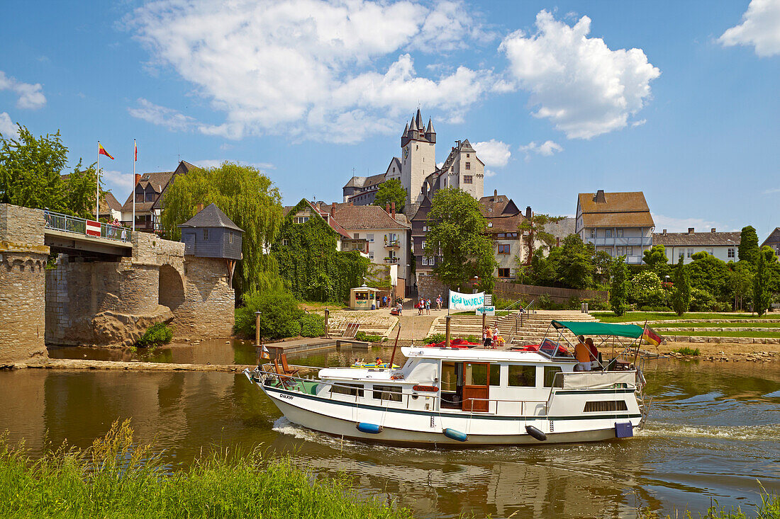 Diez on river Lahn with Diez castle and old bridge, Diez, Westerwald, Rhineland-Palatinate, Germany, Europe