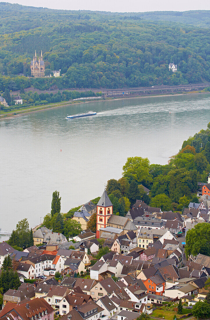 View from the Erpeler Ley towards Erpel and the Apollinaris church in Remagen, Rhine, Rhineland-Palatinate, Germany, Europe