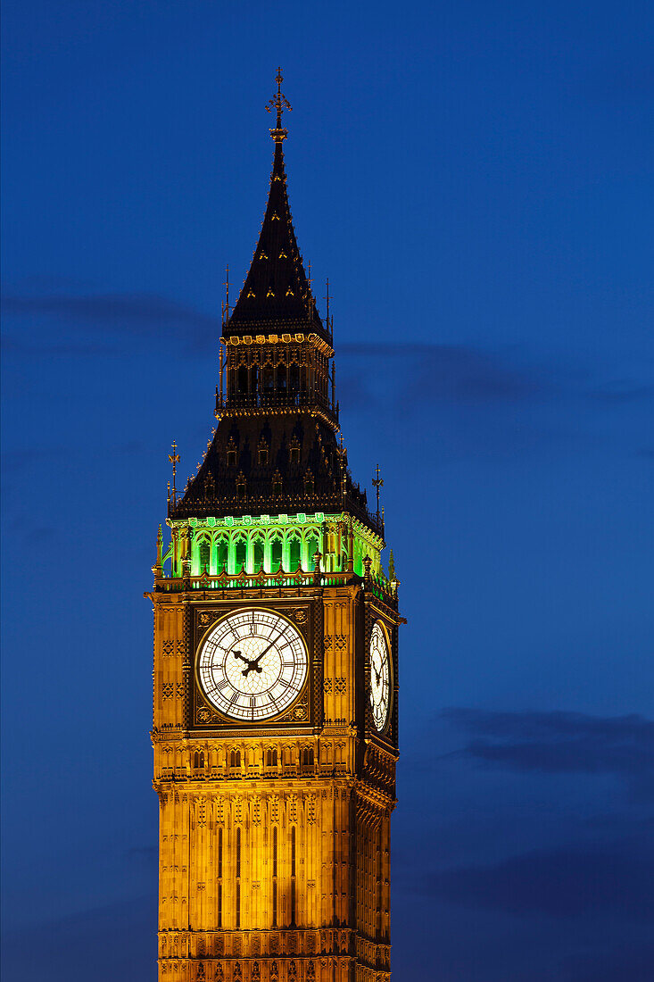 Turm von Big Ben Uhr am Abend, London, England
