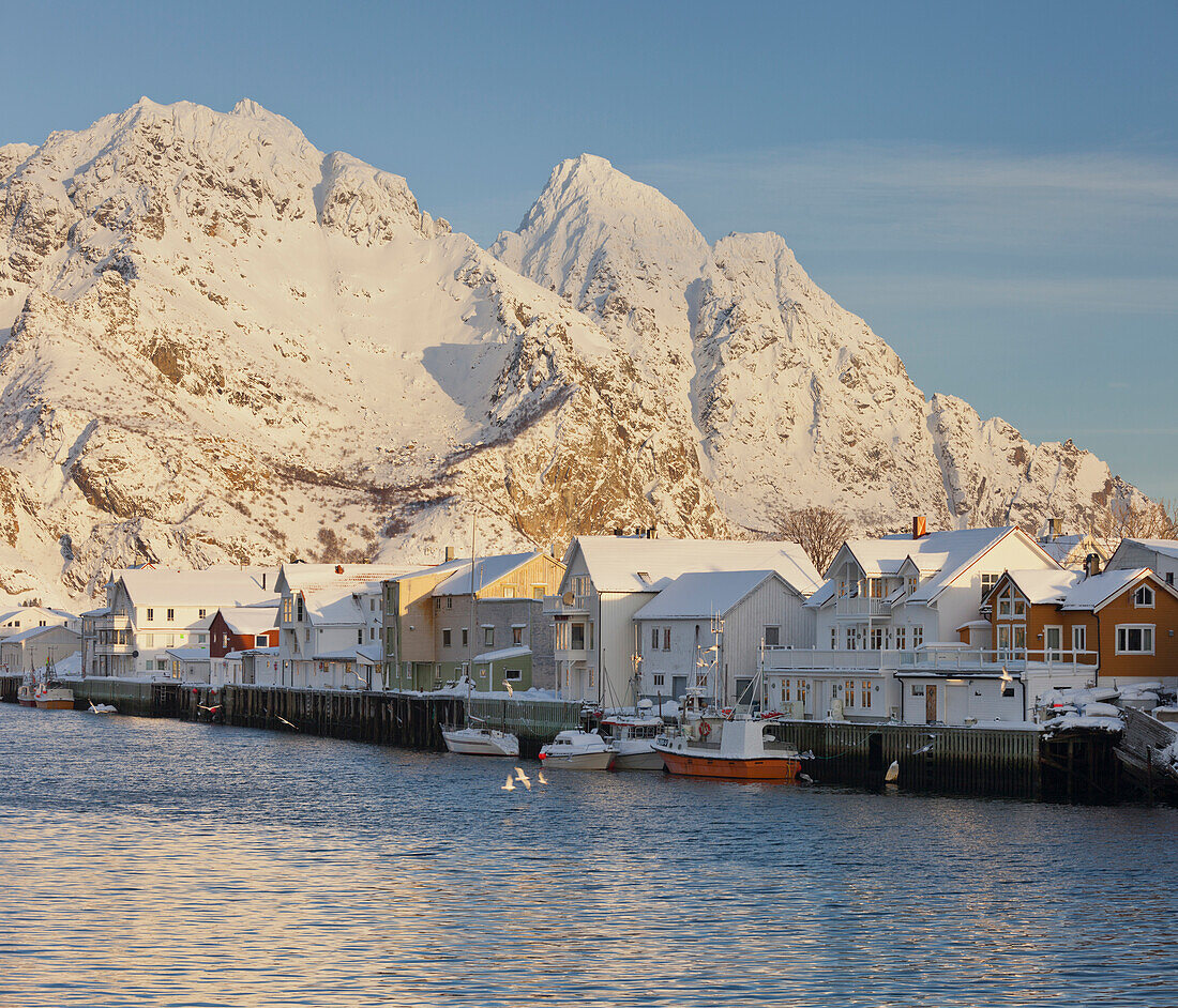 Henningsvaer, Ausvagoya, Lofoten, Nordland, Norway