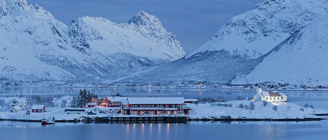 Church in Sildpollneset, Vestpollen, Austnesfjorden, Austvagoya, Lofoten, Nordland, Norway