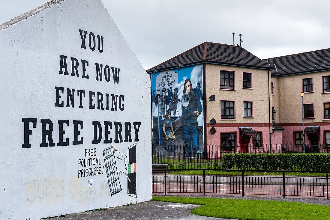 Free Derry sign and Mural on the wall of house in Bogside, Londonderry, Northern Ireland