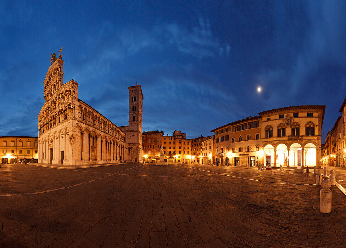 San Michele in Foro, Kirche auf Piazza San Michele, Platz, Altstadt von Lucca, UNESCO Weltkulturerbe, Lucca, Toskana, Italien, Europa