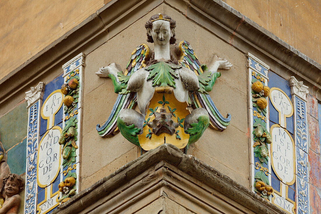 Vorhalle mit Keramikbildfriesen, Detail des Keramik-Frieses, Relief, Ospedale del Ceppo, hospital, 13. Jahrhundert, Pistoia, Toskana, Italien, Europa