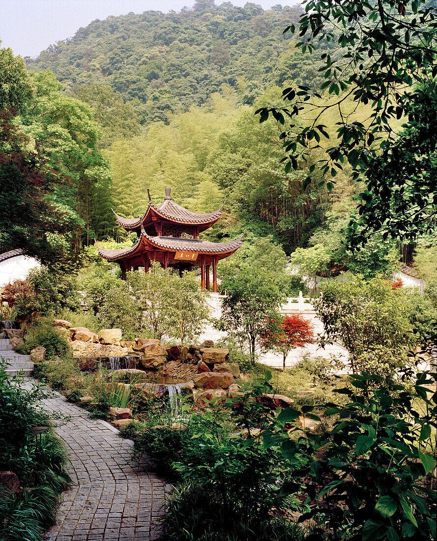 CHINA, Hangzhou, Clean heart Pagota and garden, Meijai Wu